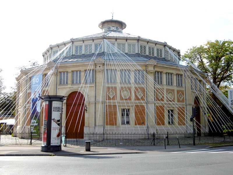 Projet avec Ruban Blanc Rayonner au Manège, Scène Nationale de Reims, 2017. Aurélien Nadaud, artiste, performer, plasticien, scénographe, poète